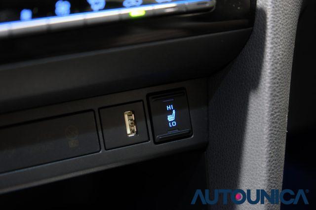 TOYOTA Yaris Cross 1.5 HYBRID E-CVT AWD-I 4x4 LOUNGE TETTO PANORAMA