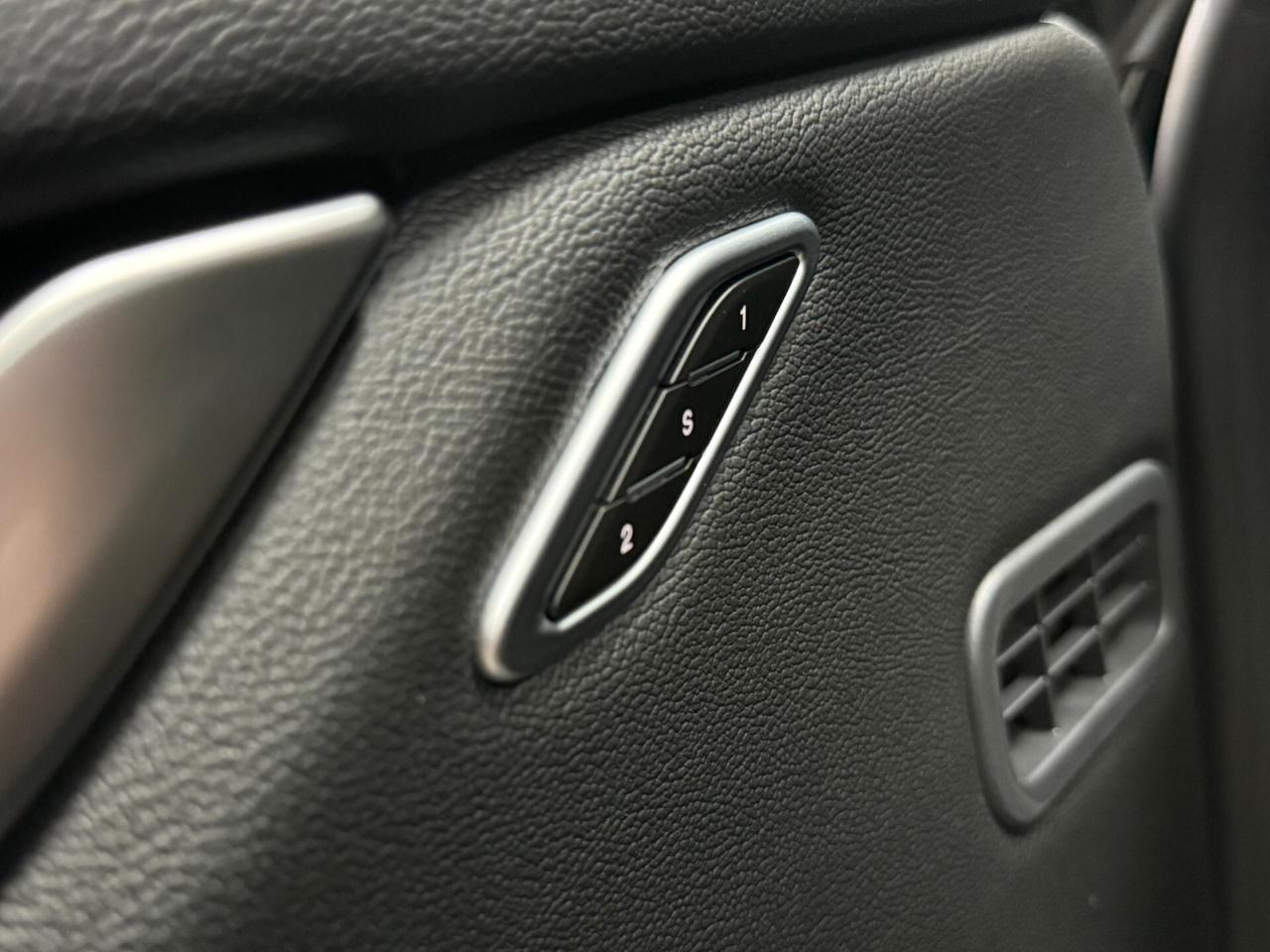 Maserati Ghibli V6 Diesel 275 CV Gransport VERSIONE NERISSIMO/TETTUCCIO