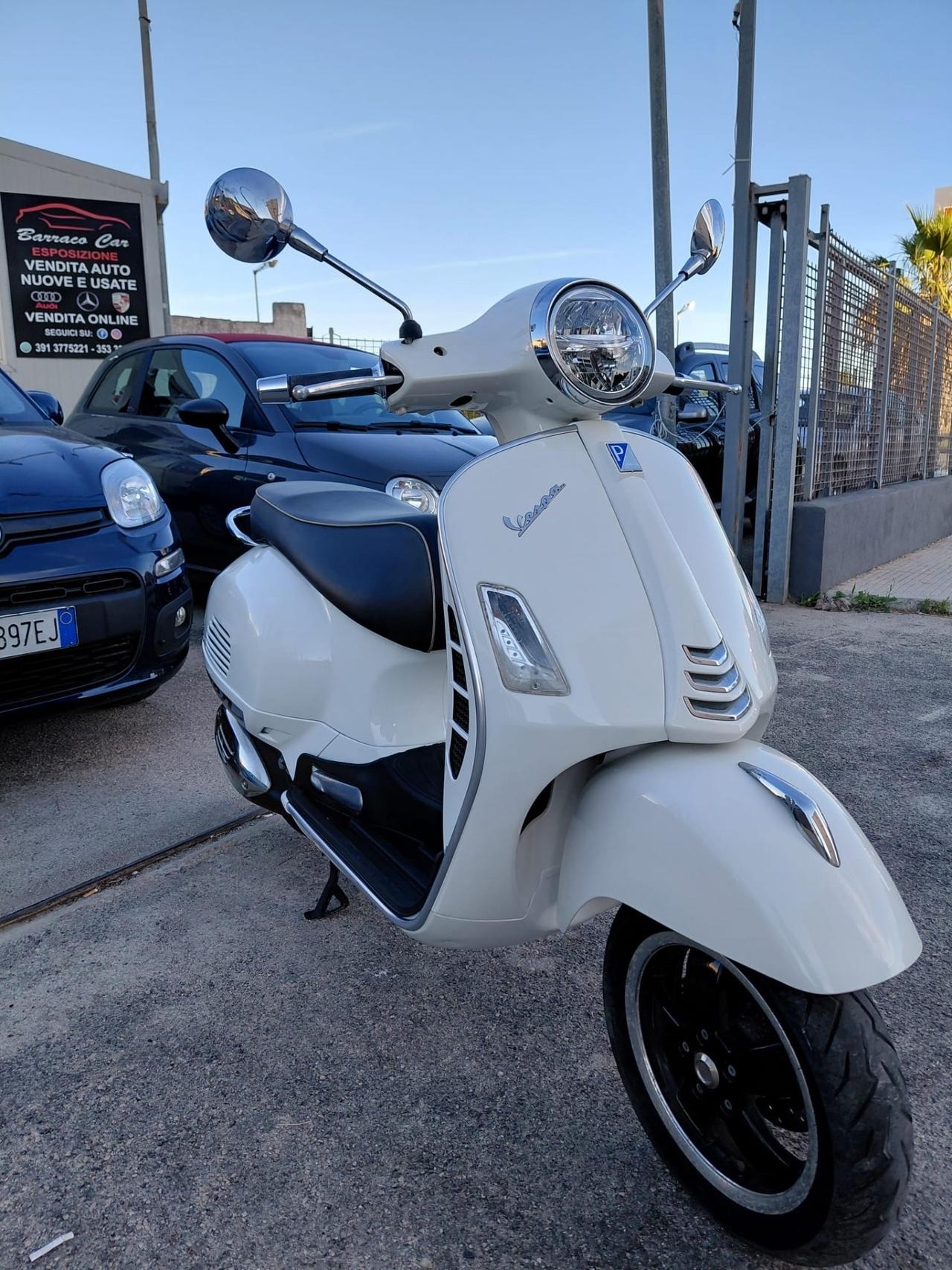 Vespa 310 GTS hpe