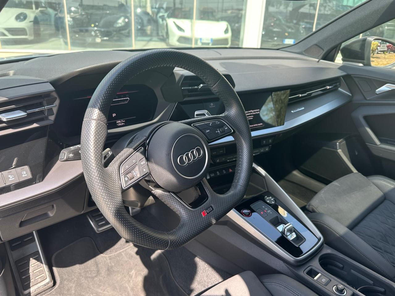 Audi RS3 2.5 tfsi possibilità noleggio no scoring