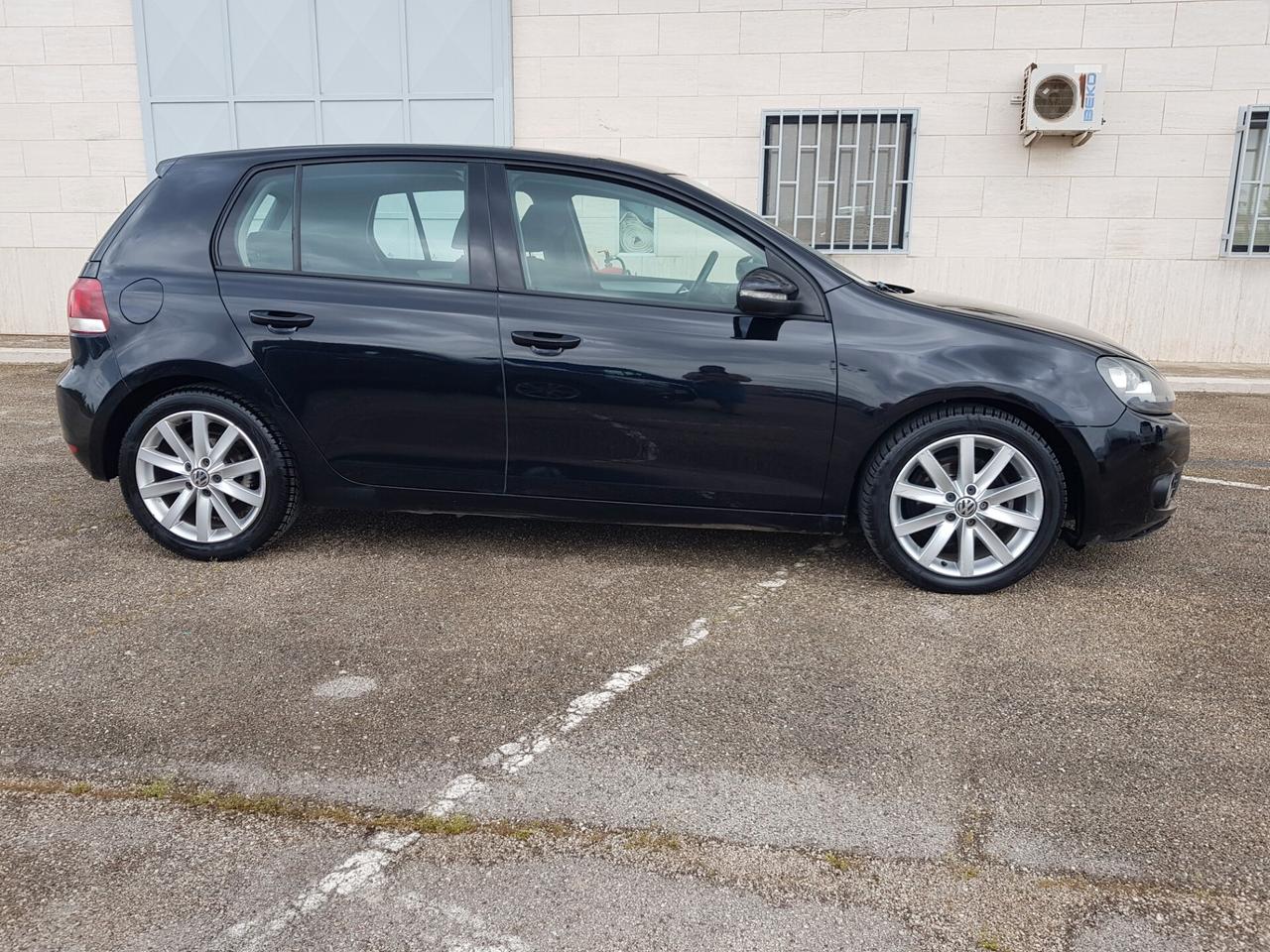 Volkswagen Golf 1.6 TDI DPF 5p. Highline