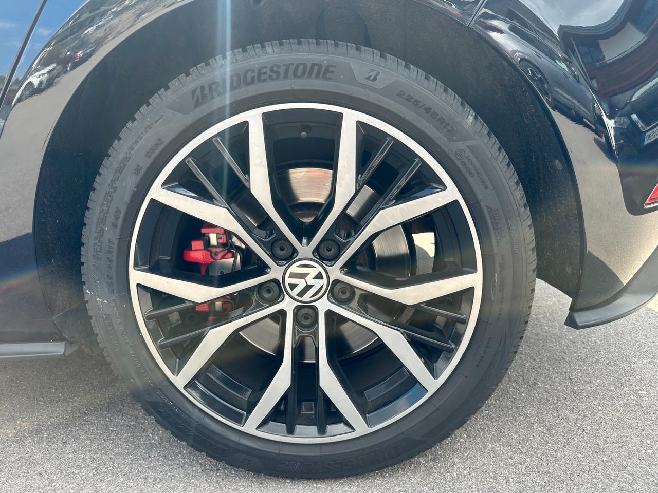 Volkswagen Golf GTI Performance 2.0 245 CV TSI DSG 5p. BMT