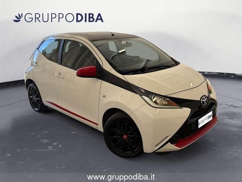 Toyota Aygo II 2014 5p 1.0 x-wave m-mt