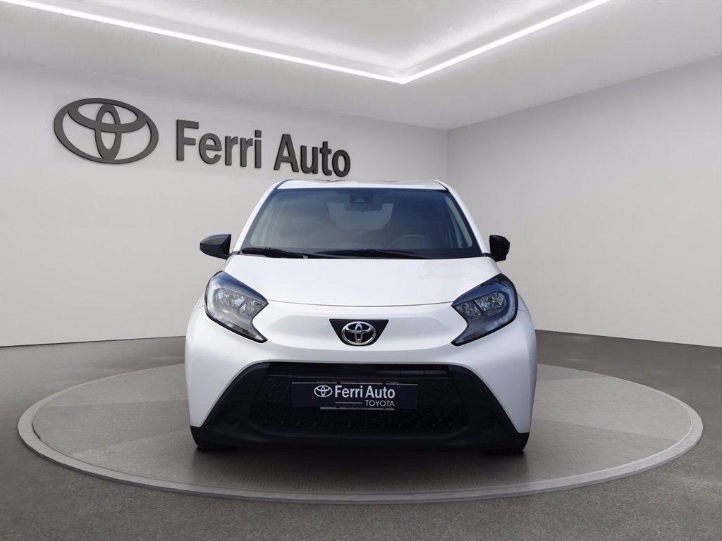 TOYOTA Aygo x 1.0 active 72cv s-cvt del 2023