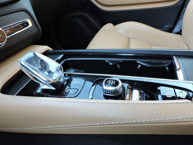 VOLVO XC90 B5 (d) AWD Geartronic 7 posti Inscription