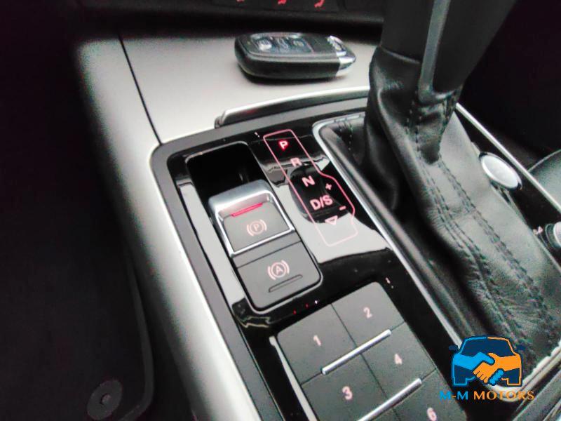 Audi A6 Avant 2.0 tdi ultra 190cv s-tronic