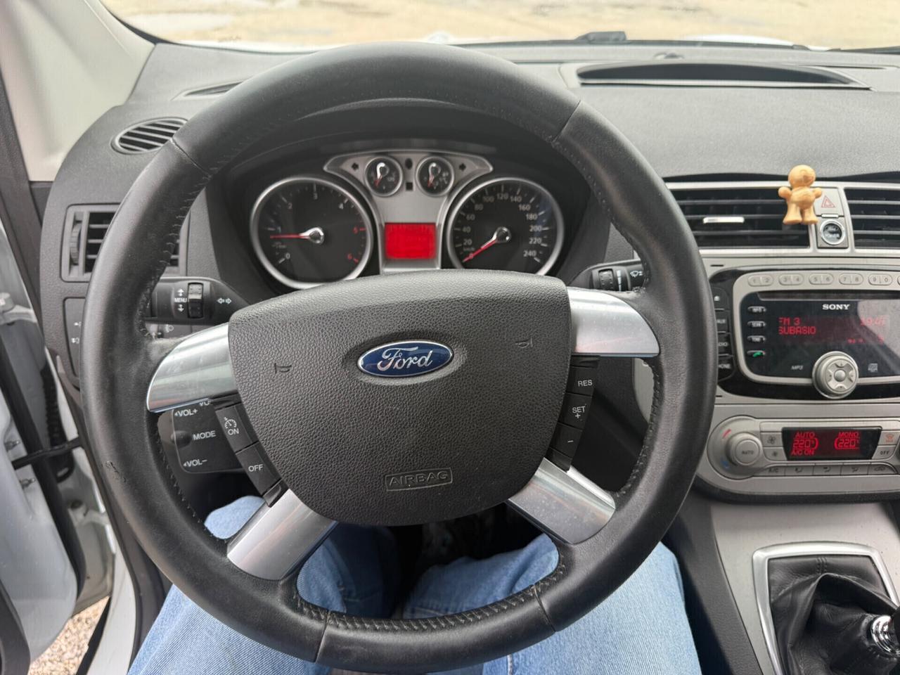 Ford kuga 4x4 titanium 2.0 TDCi neopatentati