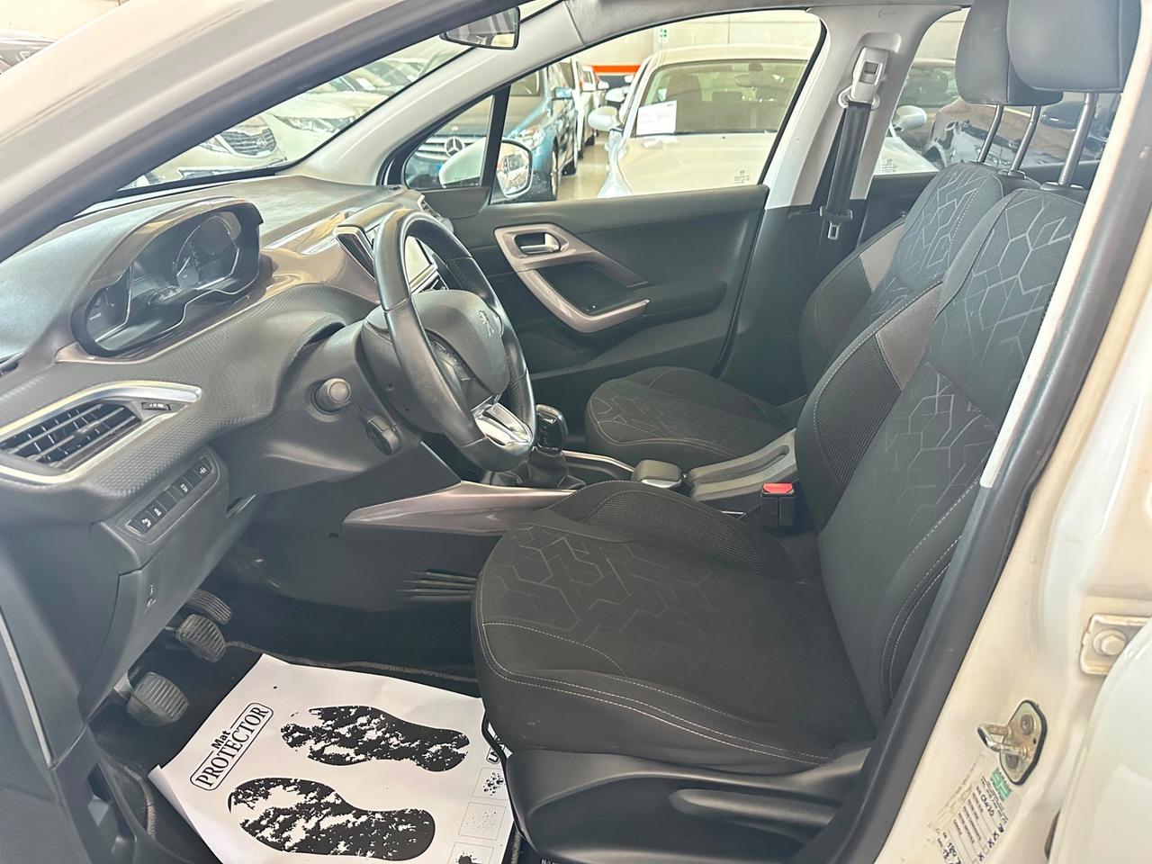 Peugeot 2008 PureTech 82 Allure NEOPATENTATI