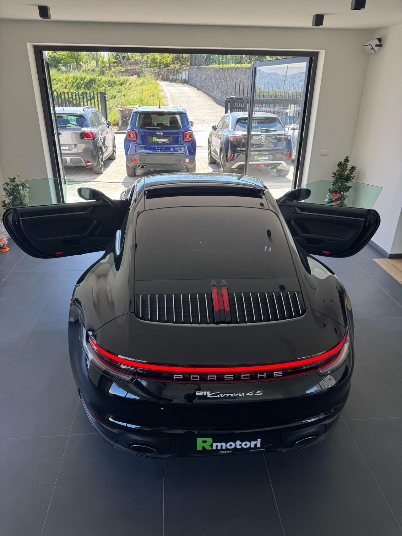 Porsche 992 4S