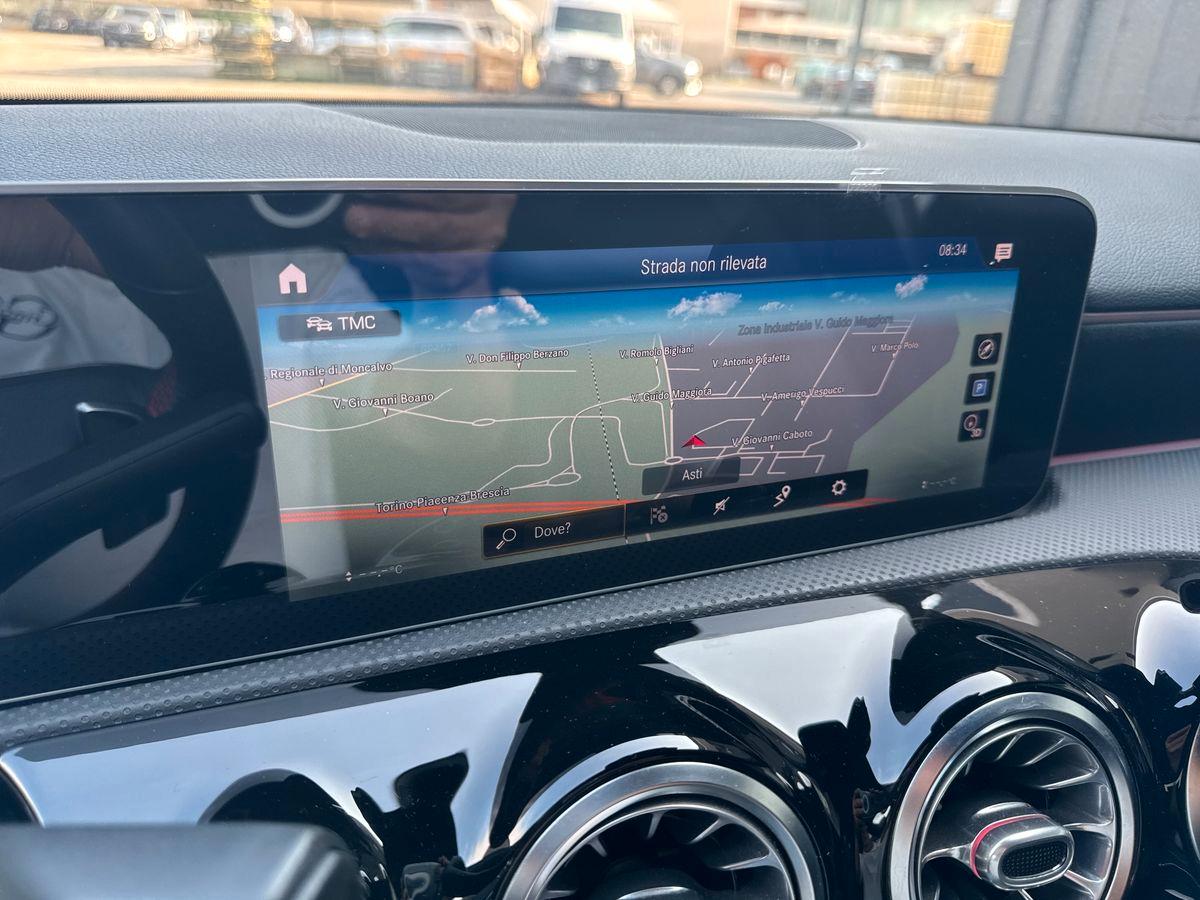 Mercedes-Benz A 200 d Premium auto