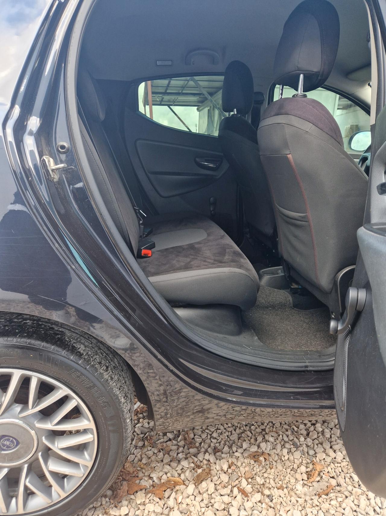 Lancia Ypsilon 1.3 MJT 16V 95 CV 5 porte S&S Platinum