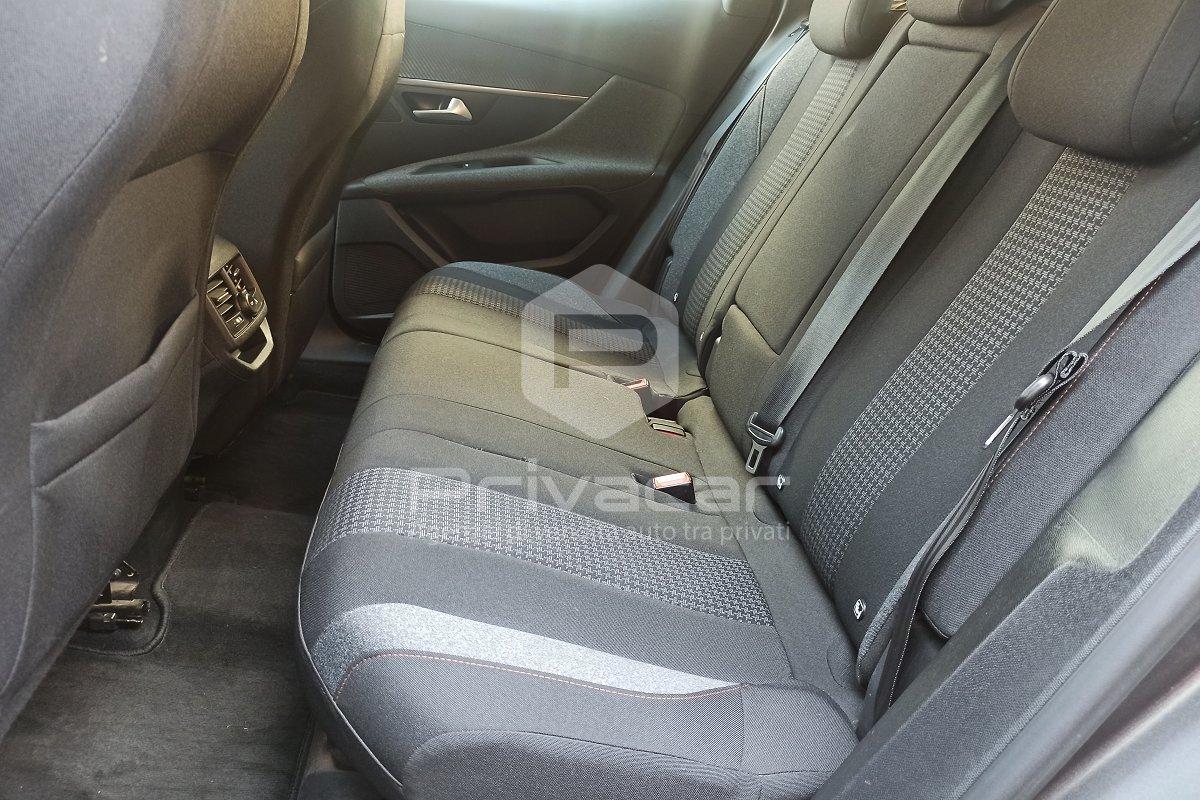 PEUGEOT 3008 BlueHDi 130 S&S Allure Pack