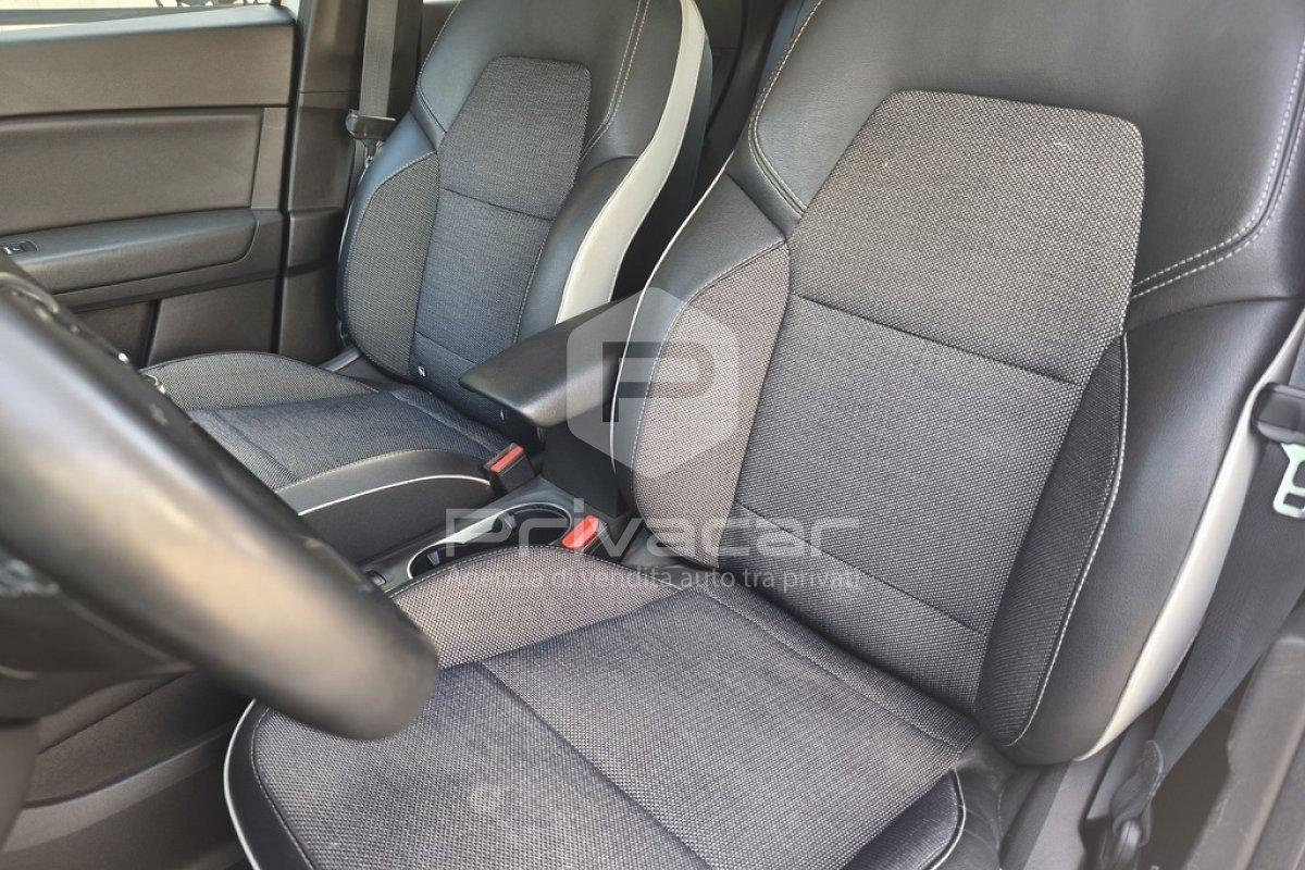 RENAULT Captur Blue dCi 95 CV Intens