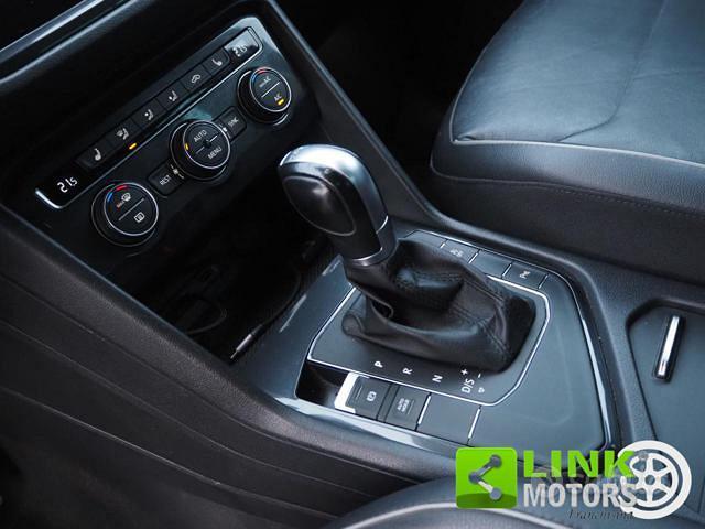 VOLKSWAGEN Tiguan 2.0 TDI SCR DSG Business BlueM