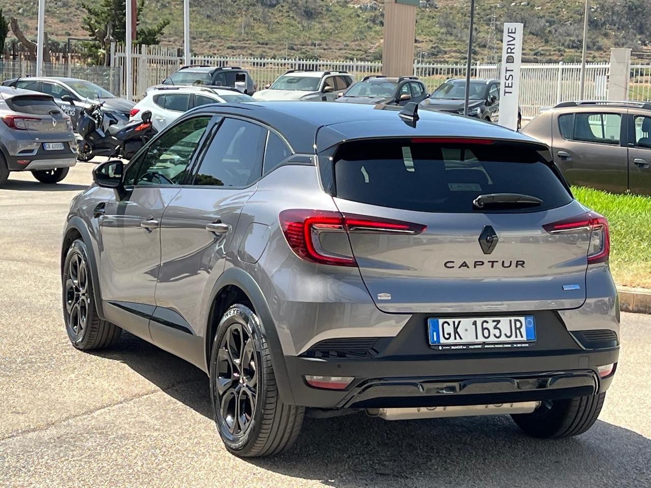 Renault Captur Plug-in Hybrid E-Tech 160 CV 2022