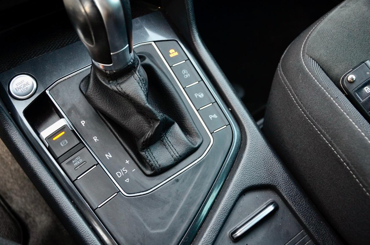 VOLKSWAGEN TIGUAN 2.0 TDI EXECUTIVE 150cv DSG, UNICOPROPRIETARIO, SERVICE VW, NAVI, RETROCAMERA, APPLE ANDROID, 18", PERMUTE