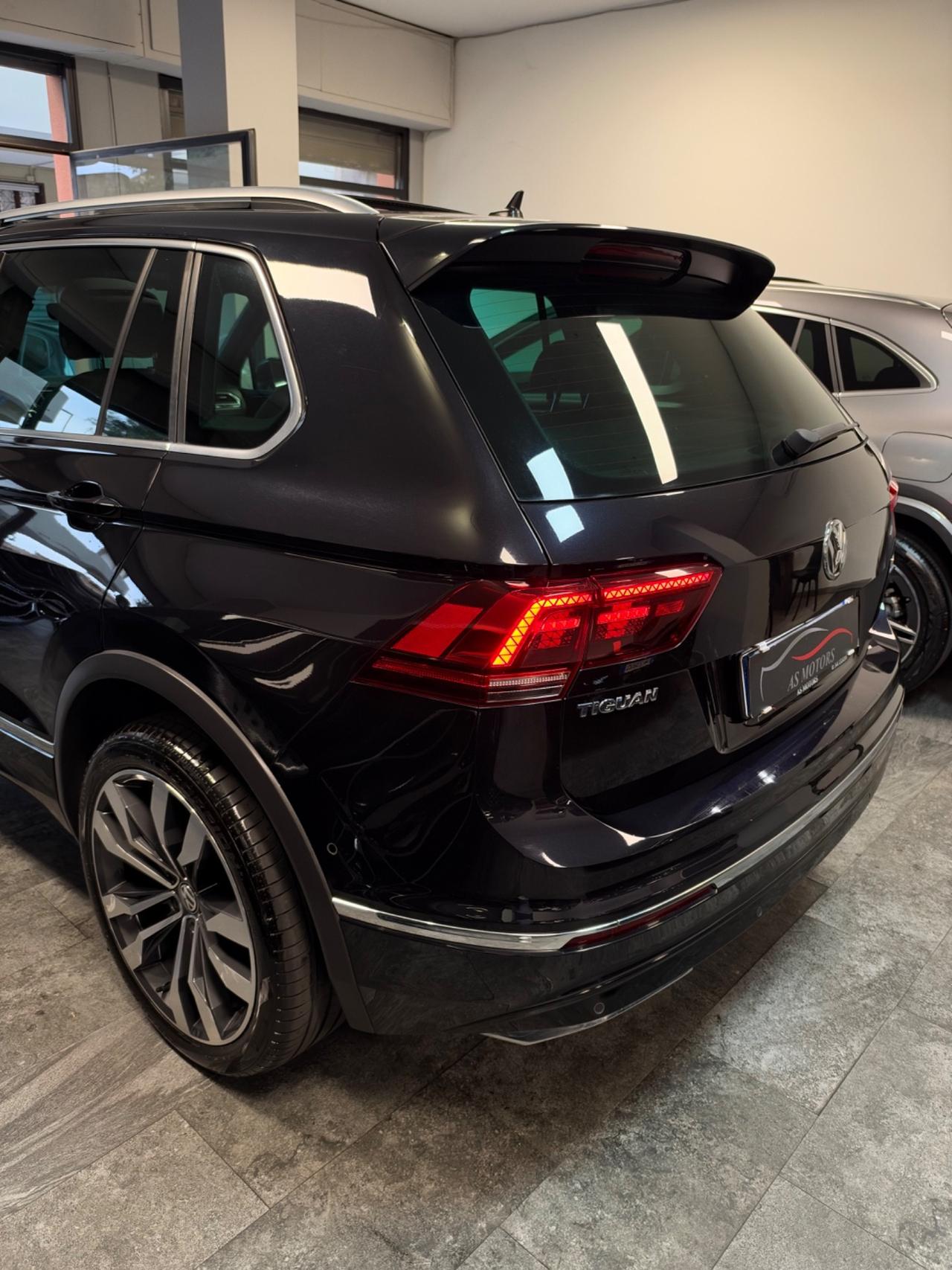 VW TIGUAN 2.0 BITURBO 240 CV R-LINE TETTO