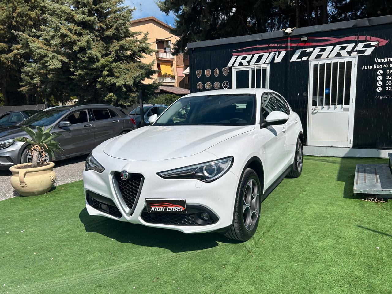 Alfa Romeo Stelvio 2.2 Turbodiesel 180 CV AT8 Q4 Business