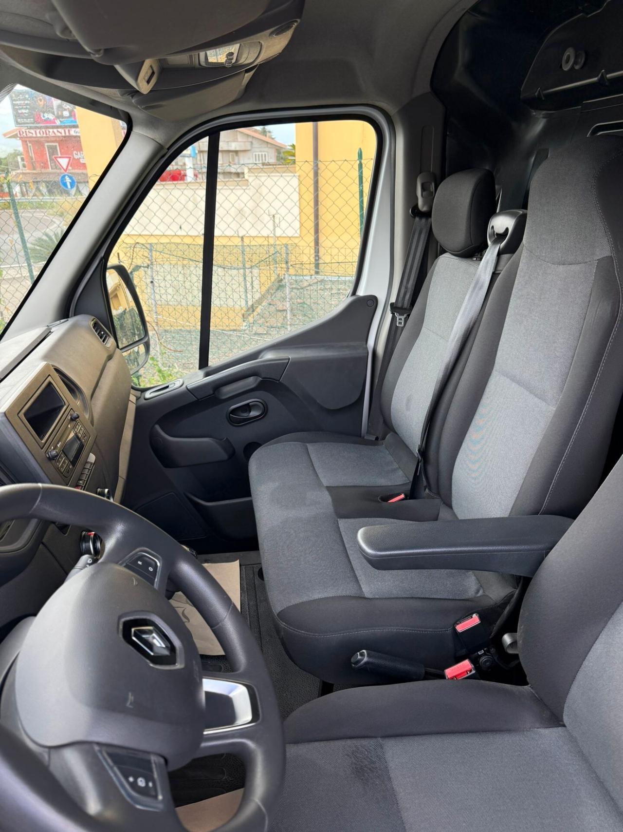 Renault Master T35 2.3 dCi 135 PC-TM Furgone Ice