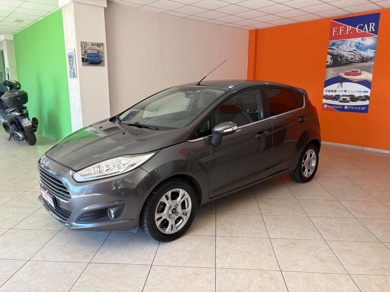 Ford Fiesta 1.4 5p. Bz.- GPL Titanium PERMUTE E FINANZIAMENTI
