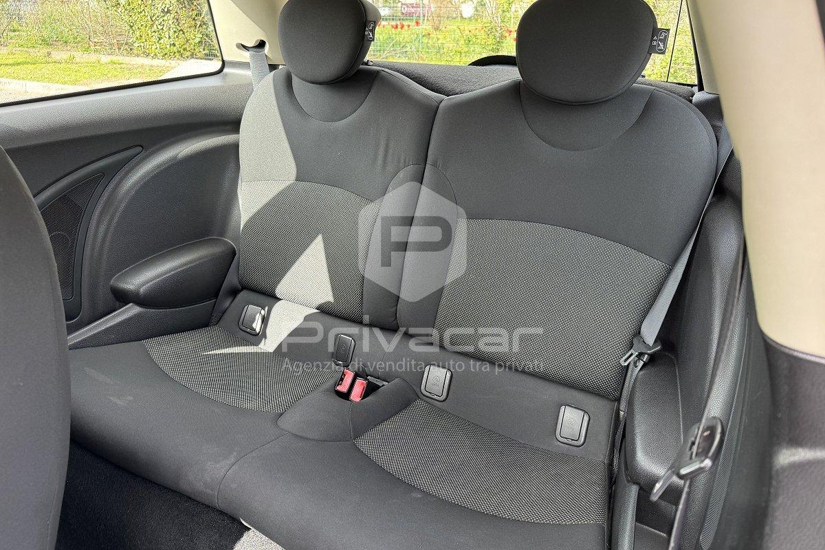 MINI Mini 1.6 16V One (55kW)