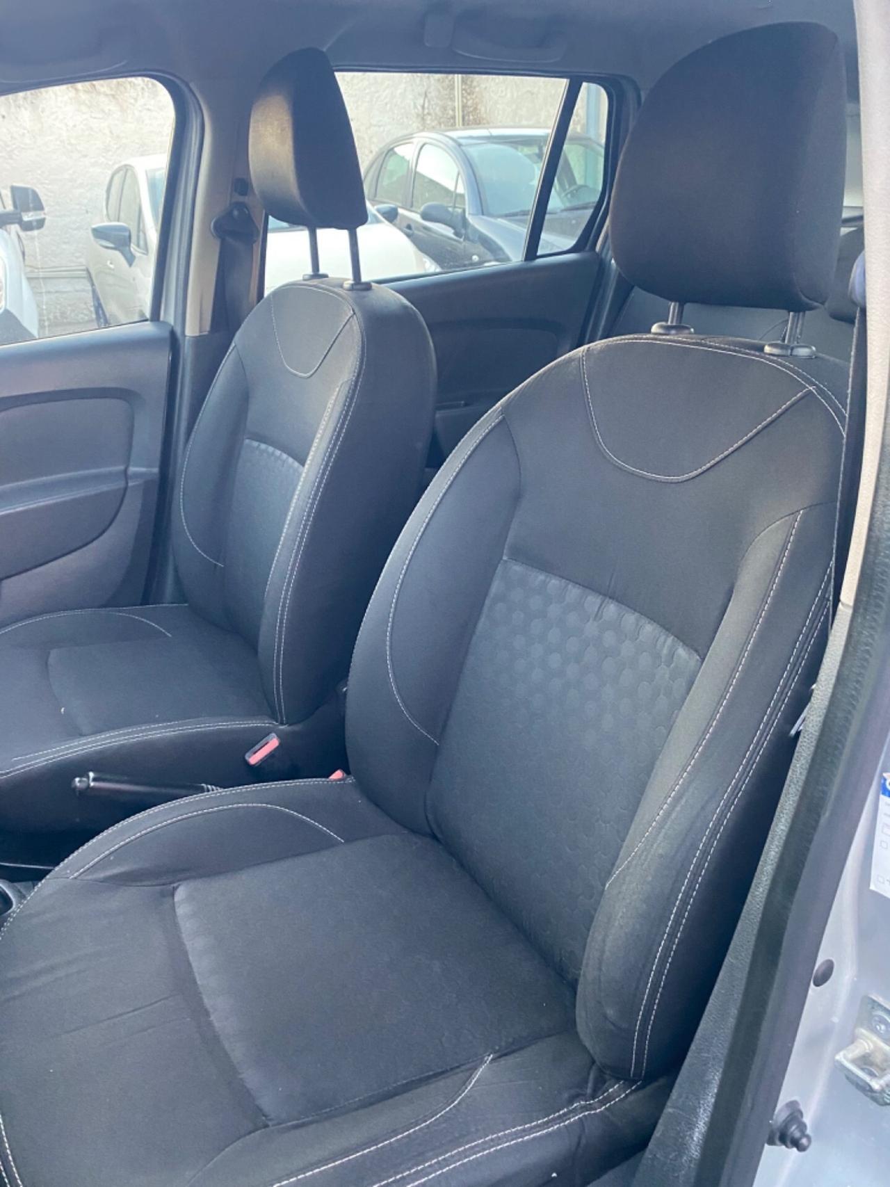 Dacia Logan 1.5 Dci 2014 Full Navi TAGLIANDATA