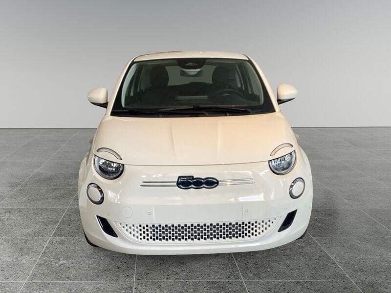 FIAT 500 500e Berlina 42 kWh Icon