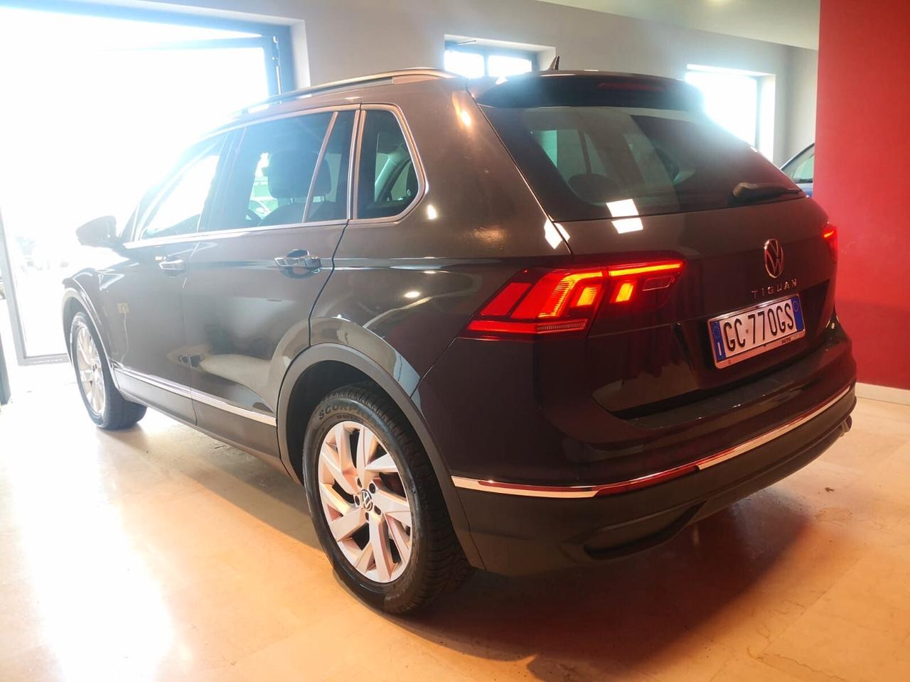 Volkswagen Tiguan 2.0 TDI 150 CV SCR DSG Life ***TAGLIANDI VW***