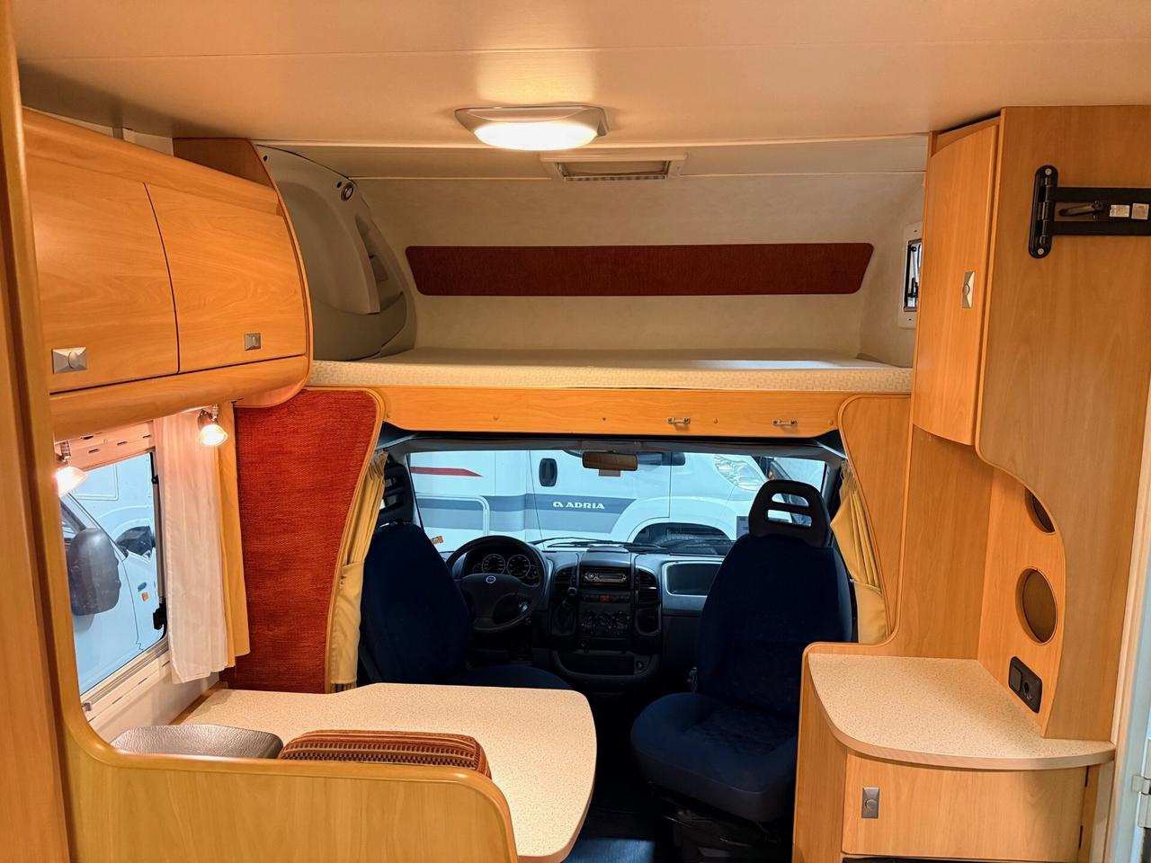 CAMPER CHALLENGER 133