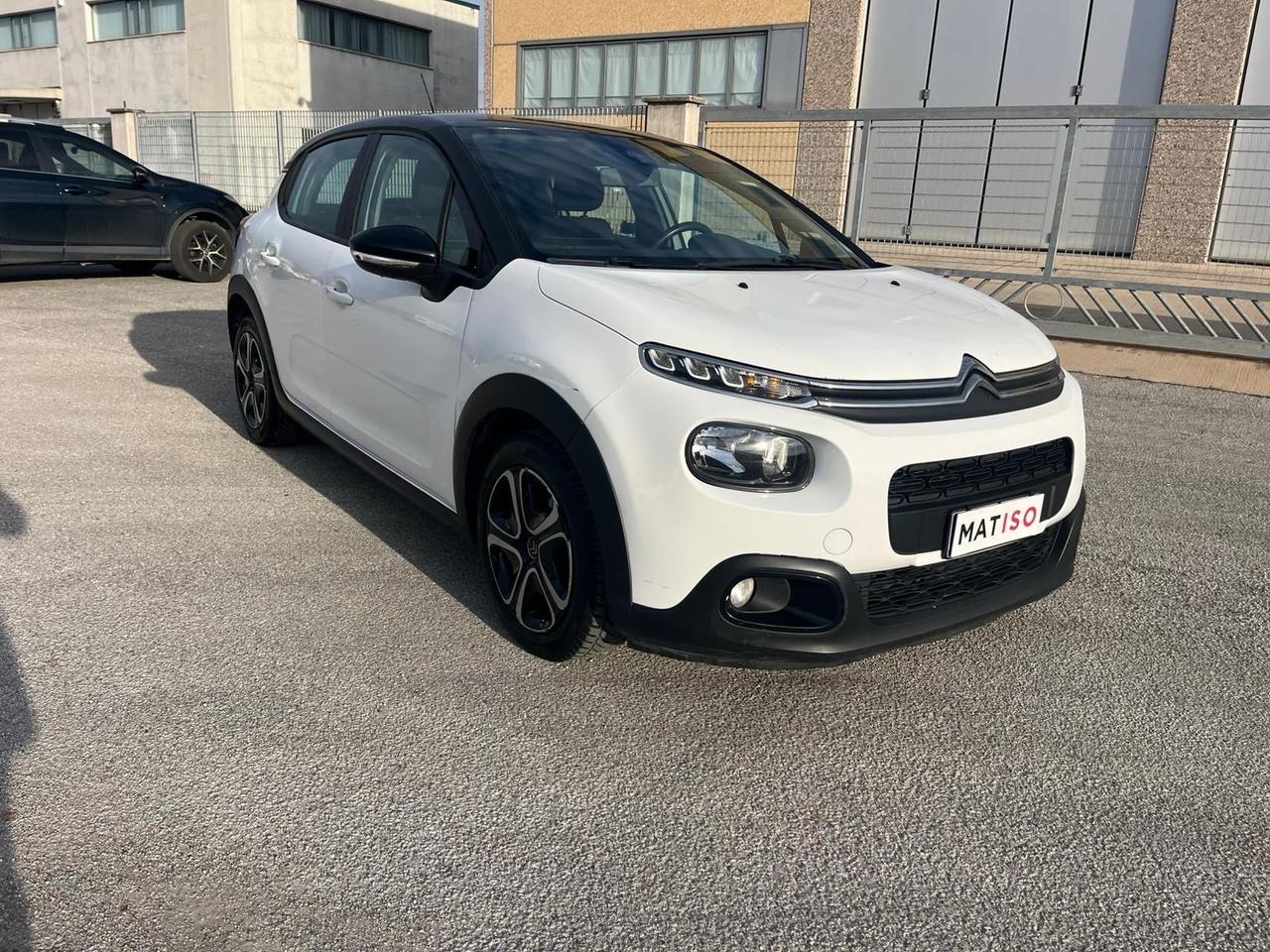 Citroen C3 BlueHDi Shine abbinata a Carrattrezzi
