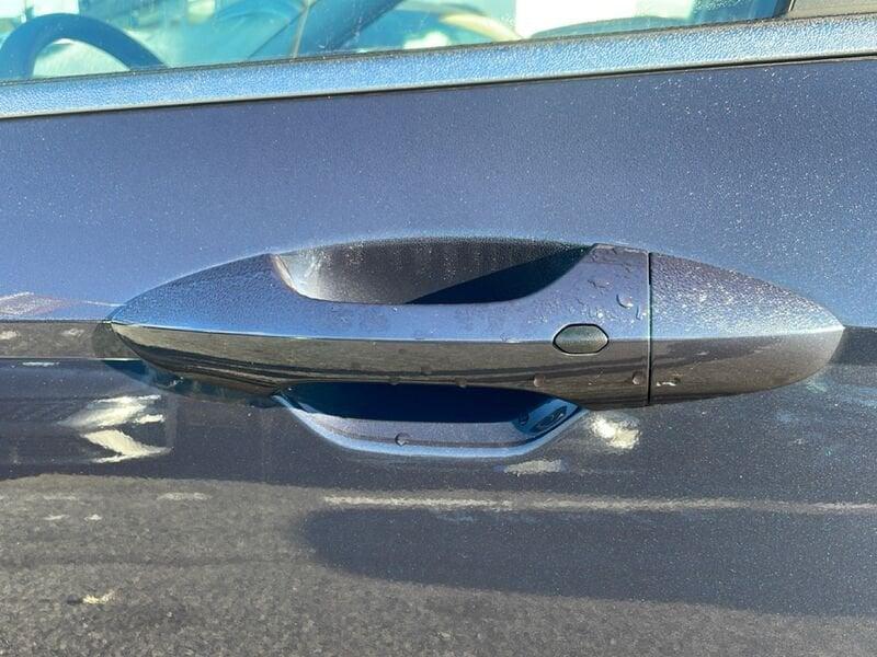 Hyundai Kona II 2023 1.6 gdi hev Business 2wd 138cv dct