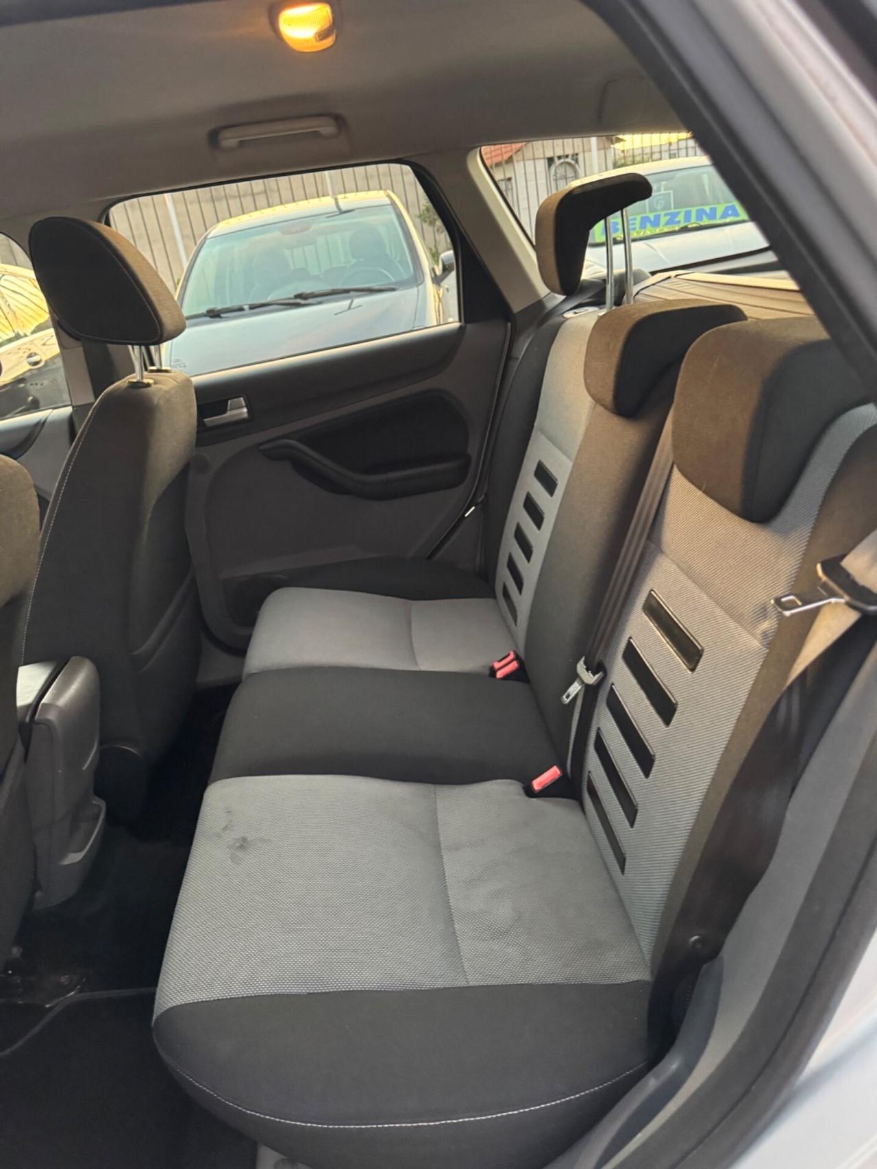 Ford Focus 1.6 TDCi 110 CV SW Titanium