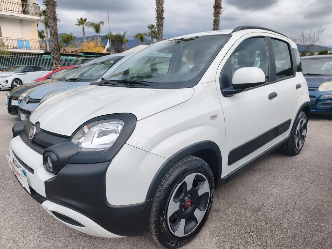 FIAT PANDA HYBRID CITY CROSS