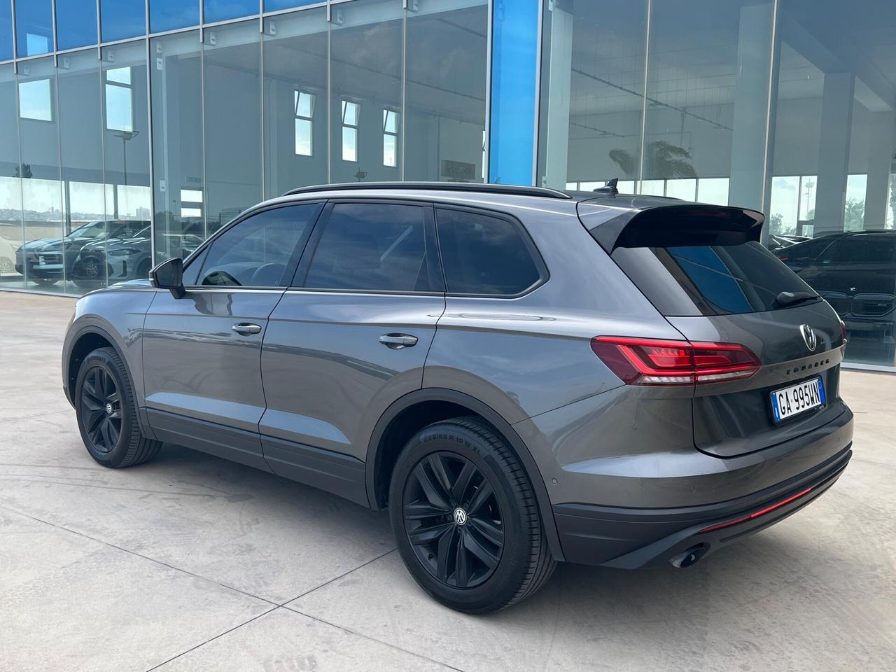 Volkswagen Touareg 3.0 V6 TDI SCR Black Style - SUPER OFFERTA T-STOCK