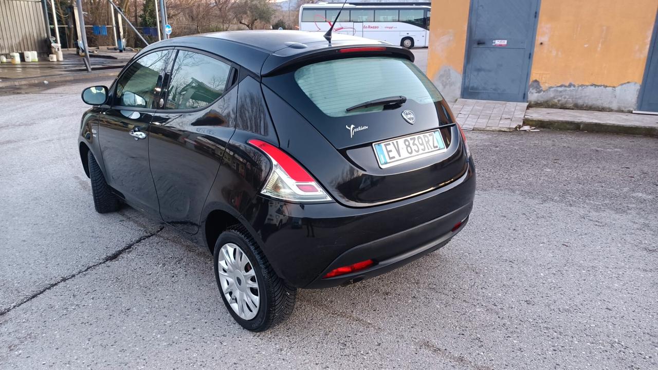 Lancia Ypsilon benzina/ Metano eccellenti condizioni