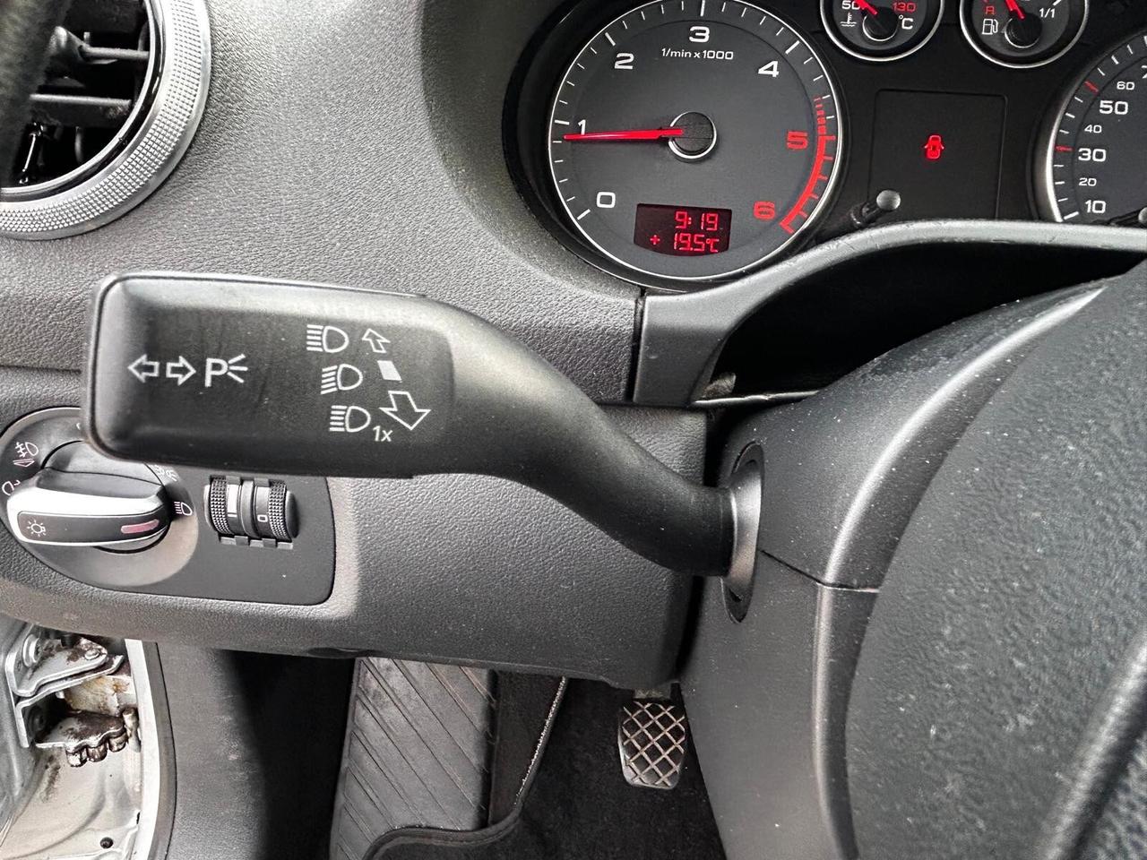 Audi A3 SPB 1.6 TDI 105 CV CR Ambition