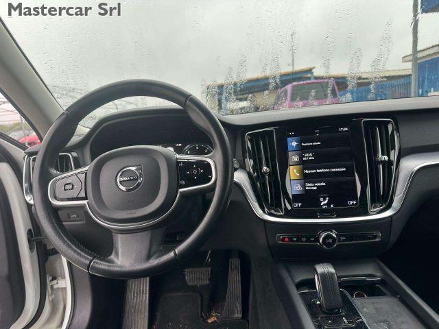 VOLVO V60 Cross Country V60 Cross 2.0 b4 Business Pro awd auto - GE939CH