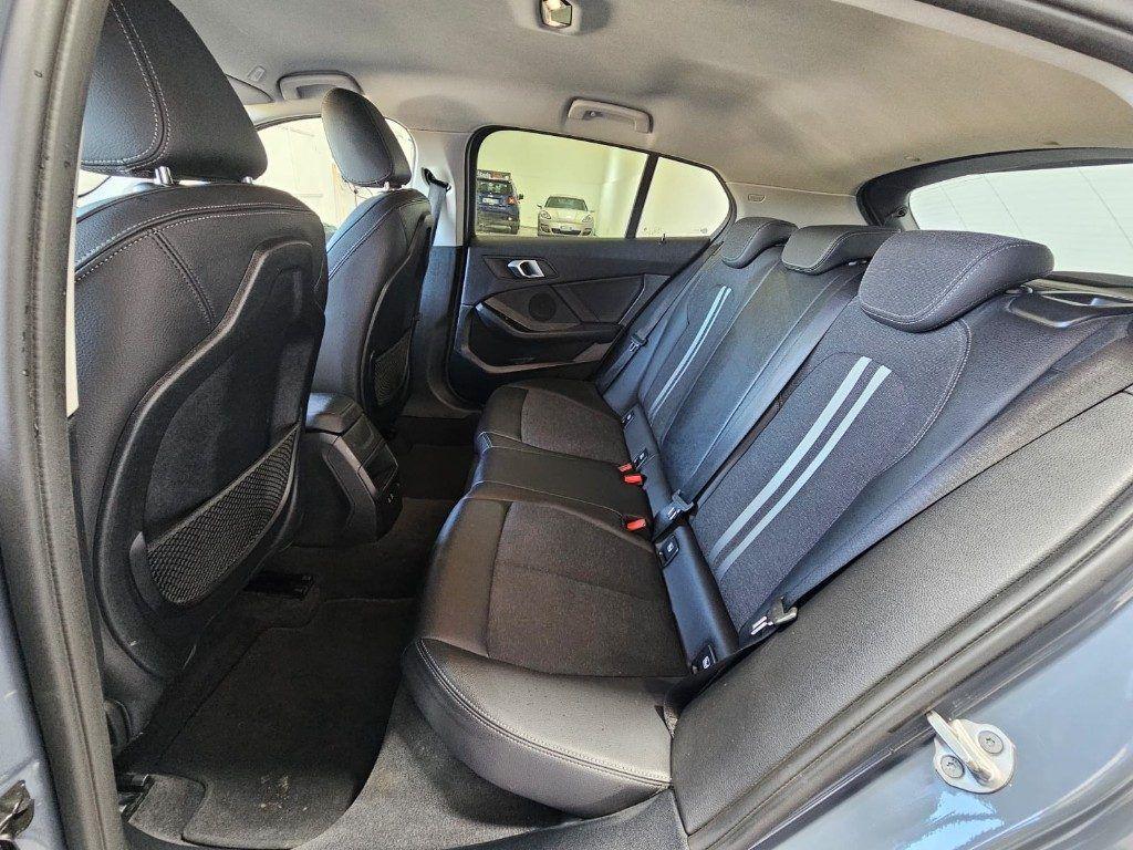 BMW 118 d 5p. Business Advantage