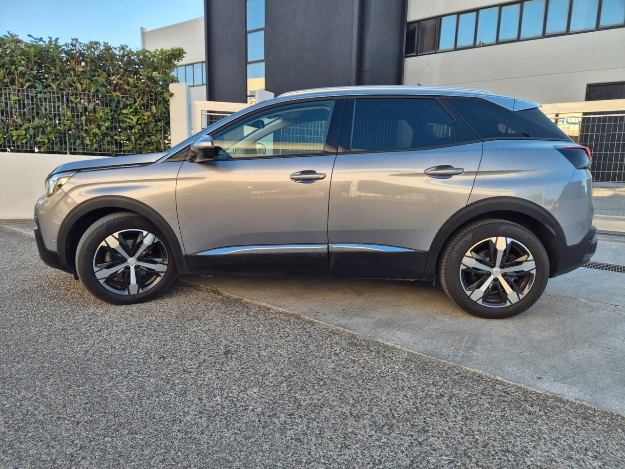 Peugeot 3008 BlueHDi 130 S&S Allure