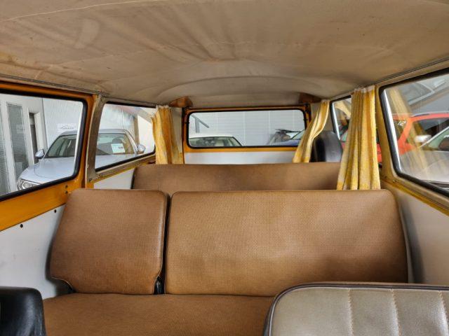 VOLKSWAGEN T2 FINESTRATO 8 POSTI