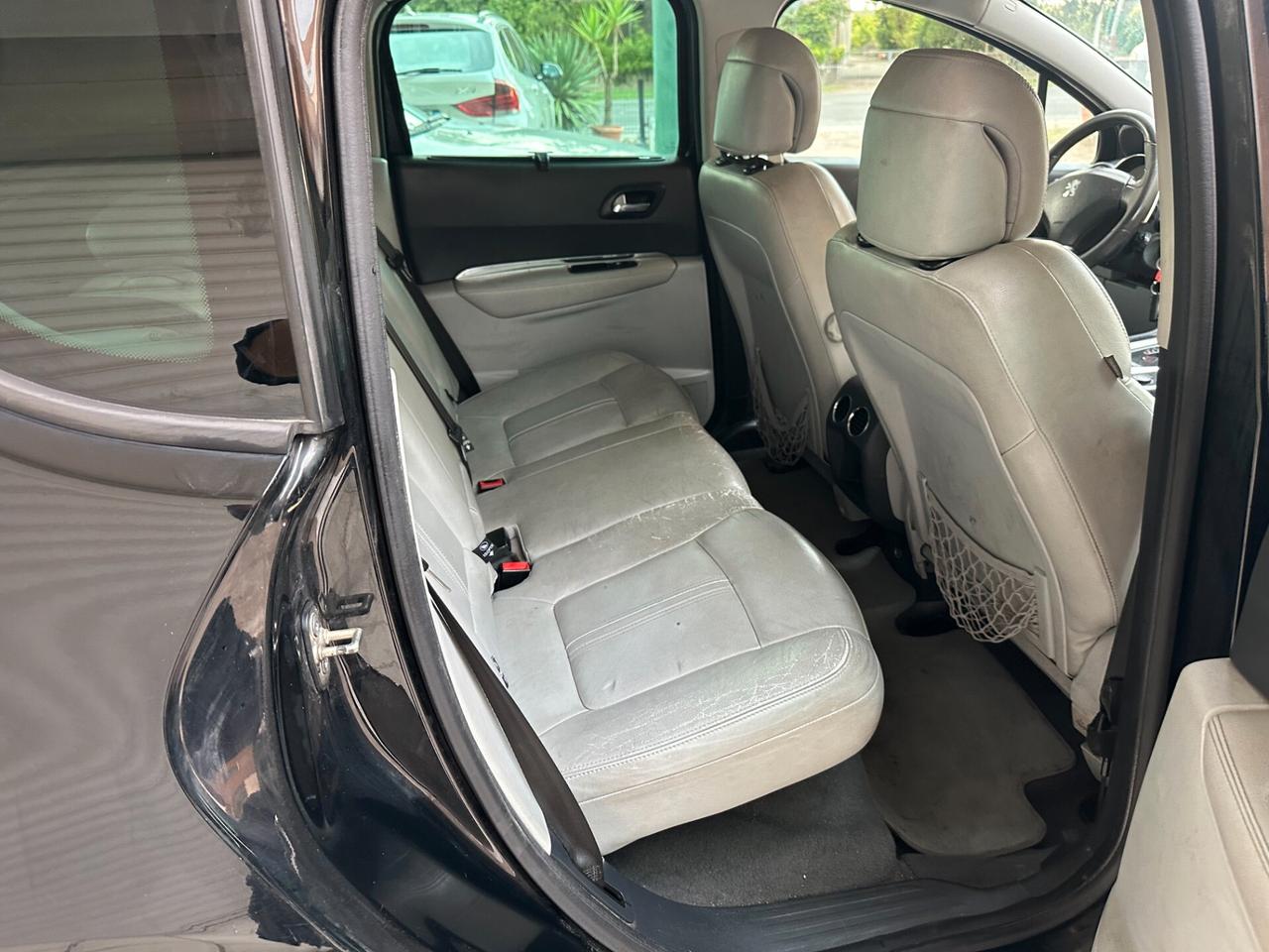 Peugeot 3008 1.6 HDI AUT. (12 RATE)