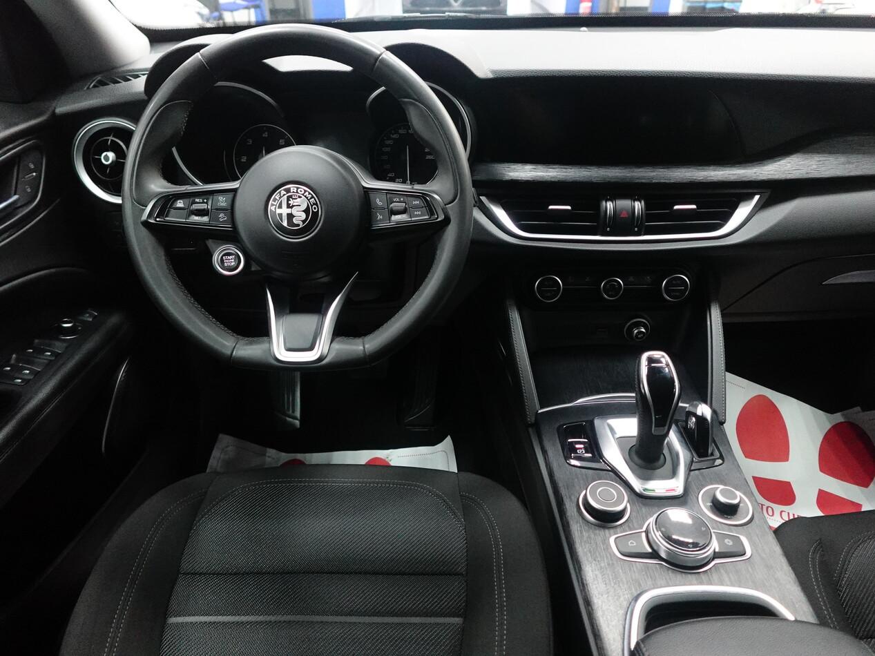 Alfa Romeo Stelvio 2.2 MJT 160 CV AT8 RW BUSINESS