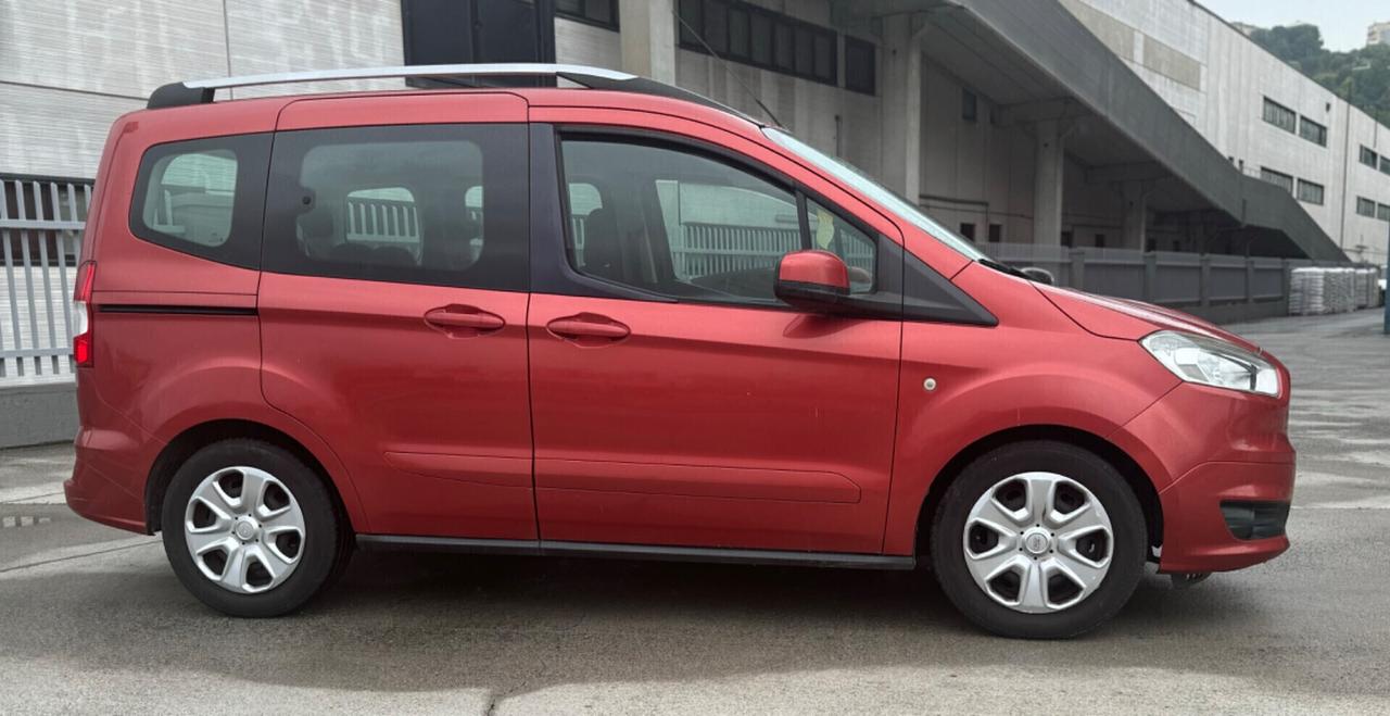 Ford Tourneo Courier 1.0 benzina Titanium 2016