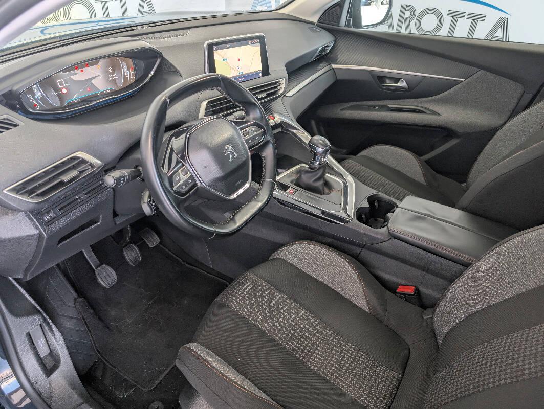 Peugeot 3008 1.5 bluehdi Business s&s 130cv