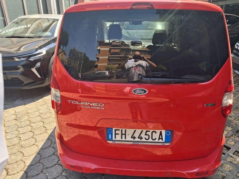 Ford Tourneo Courier 1.0 Ecoboost 100 cv Titanium
