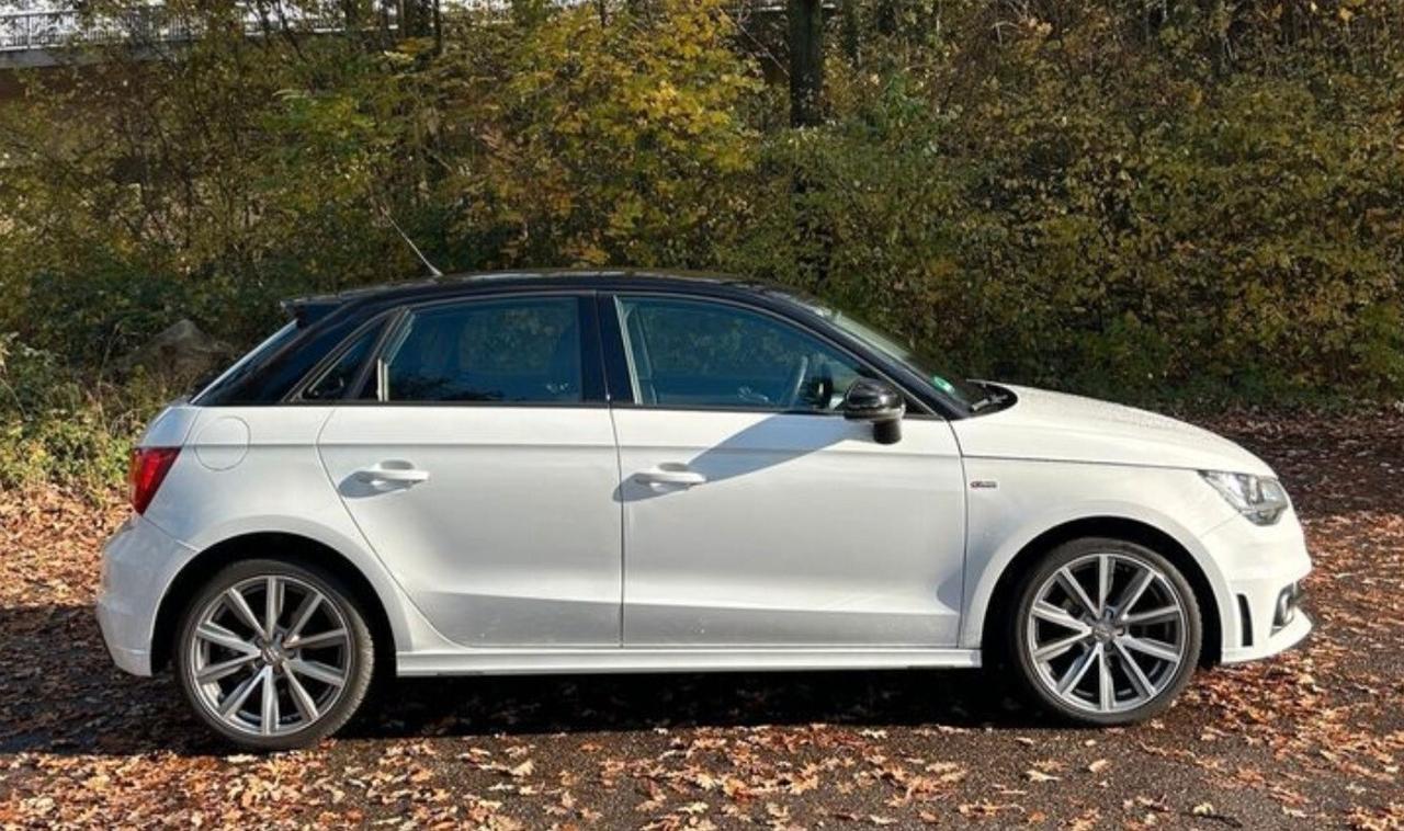 Audi A1 1.6 TDI S line edition plus