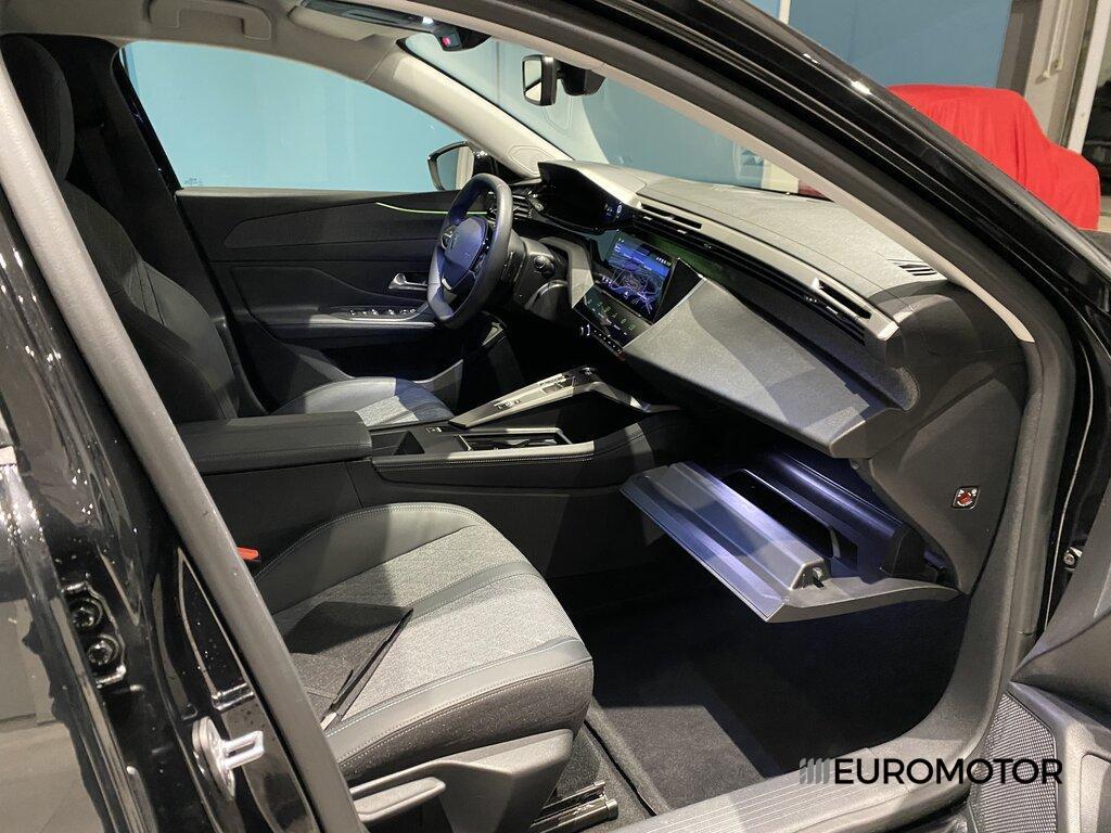 Peugeot 408 1.2 PureTech Allure Pack EAT8