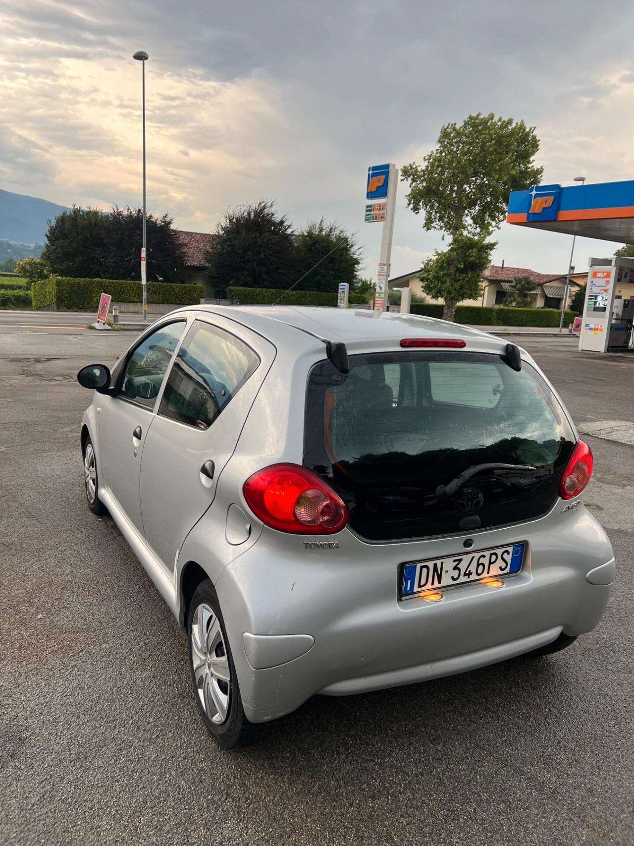 Toyota Aygo 1.0 12V VVT-i 5 porte