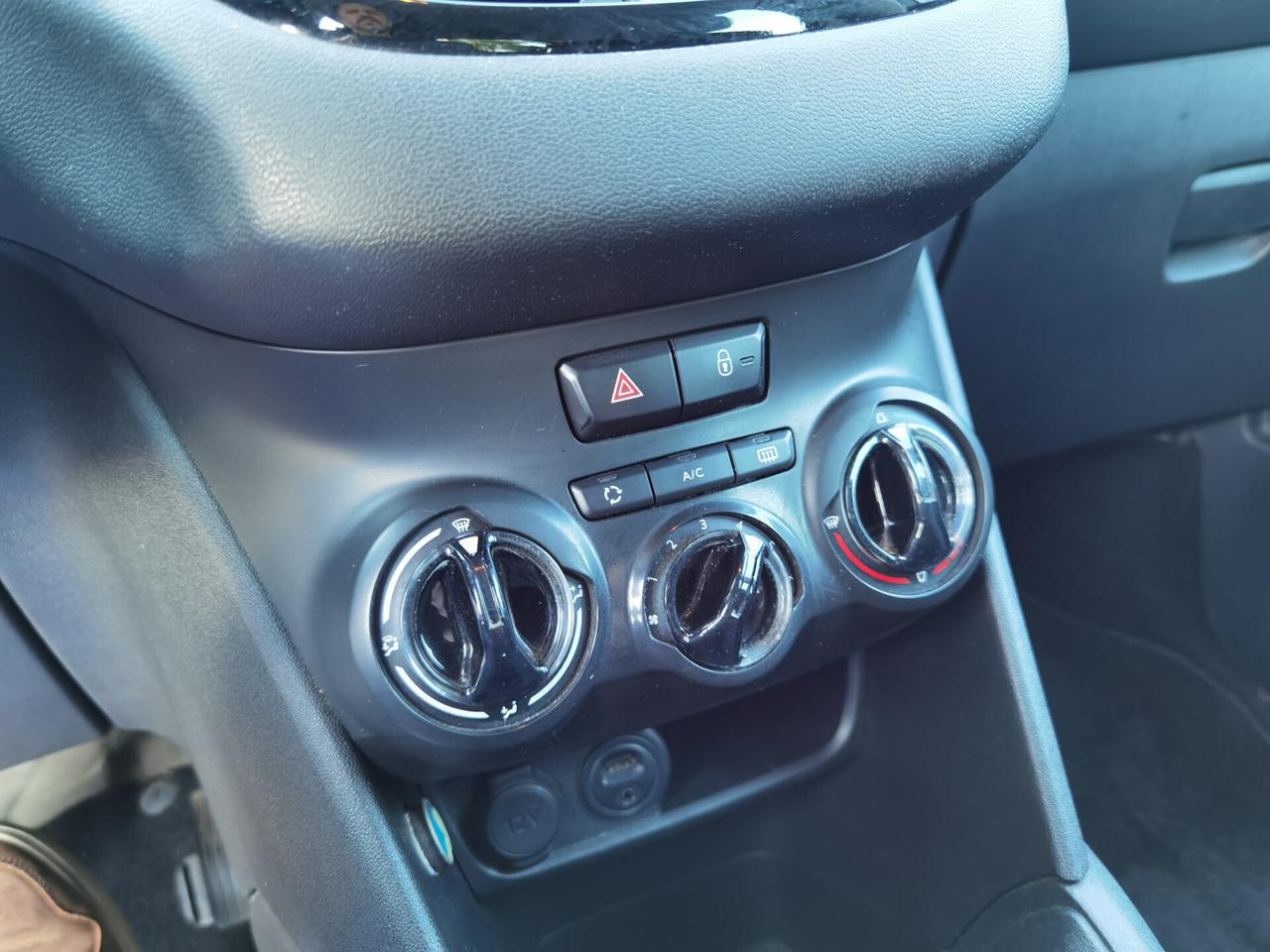 Peugeot 208 1.4 HDi 68 CV 5 porte Active