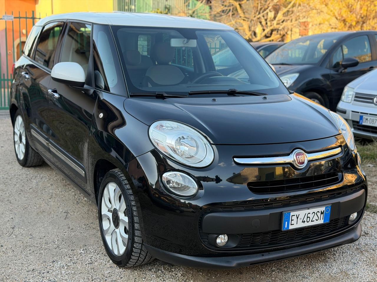 Fiat 500L LIVING LOUNGE KMCERT UNICOPR NEOPAT